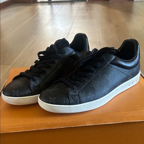 Louis Vuitton Black and White Men's Sneakers - Picture 1 of 5